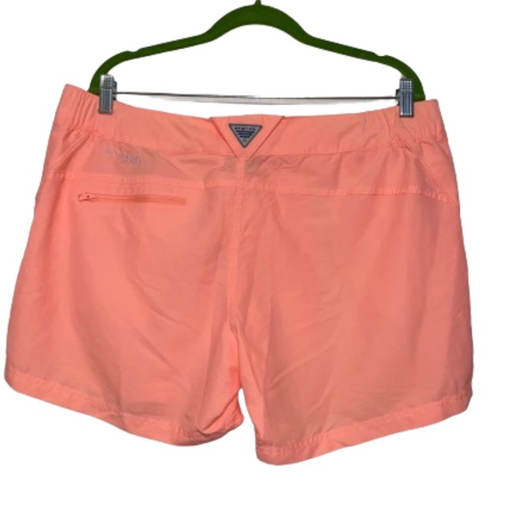 Columbia OmniShade Shorts - Picture 2 of 2